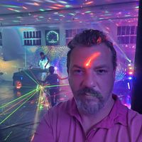 Josh Zweifler的照片