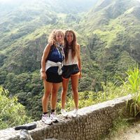 Victoria Bavastro Modet的照片