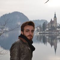 Emre Edebali的照片