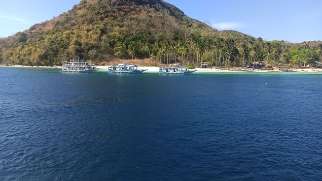 Kayaking to coron island - 2D 1N | Coron, Palawan, Philippines ...