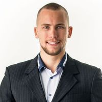 Tomas Tiefenbach的照片