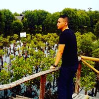 Rinaldi Mongkau的照片