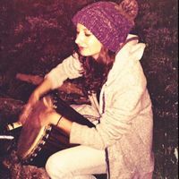 Camille Yorel的照片