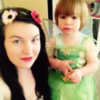 April Hobson的照片