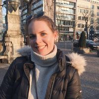 Julia  Schreurs的照片