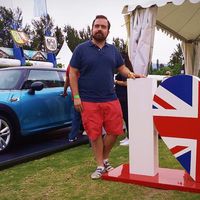 Alejandro Hernandez的照片