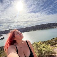 Karen Tapia的照片