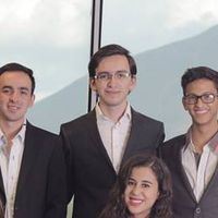 Andrés Elizondo的照片