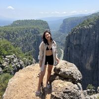 Alina Bashynska's Photo