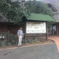 Julian Benavides的照片