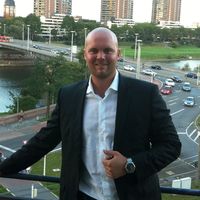 Julian Balck的照片