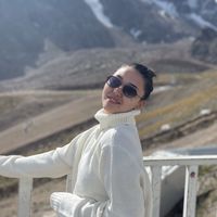 Madina Lems的照片