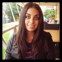 Nur Abdal-Baki的照片