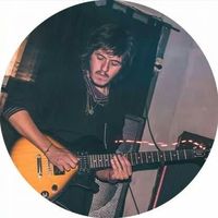 Alejandro G. Ponce的照片