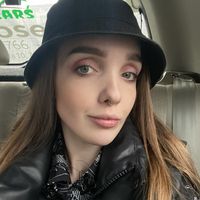 Alina Vaskovskaya的照片