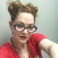 Megan Mccue的照片