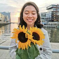 Gita Cahyani的照片