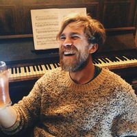 Daniel Parsons-Jones的照片