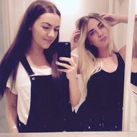 Francesca Walsh L的照片