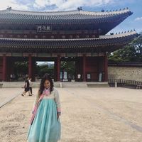 Julianne Nguyen的照片