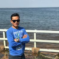 Johnny Khuoch's Photo