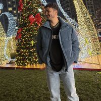 Burak Salih Kaya的照片