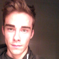 christopher guyot的照片