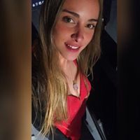 Liz Gazmuri的照片