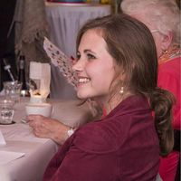 Larissa Newen's Photo