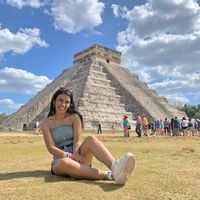 Ailin La Torre的照片