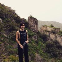 Israel Romero的照片