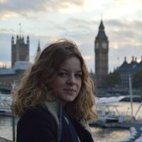 Alice Piton的照片