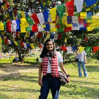 Adv Pooja Dongre的照片