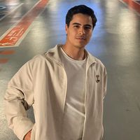 Ahmet+Talha Türk的照片