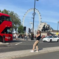 Collinse Ambre的照片