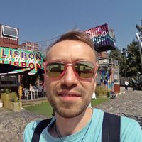 Dmitry Larionov的照片