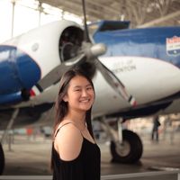 Julianne Low的照片