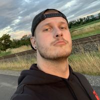 Dominik Holíček的照片