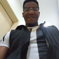 Buky Godwin的照片