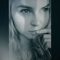 Anna Putsova的照片