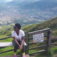 Catherine Small的照片