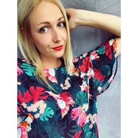 Edina Sarfi的照片