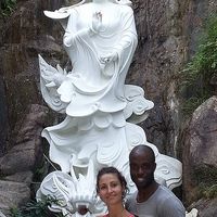 David and Meghann Camara的照片