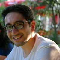 EMRE AKKUS的照片