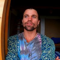 Grayson  Follett的照片