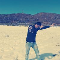 Charaf Eddine的照片