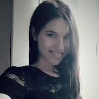 Viktoria Cseh的照片