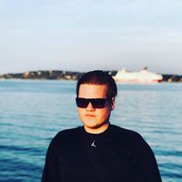 Vanya Vyatckin's Photo