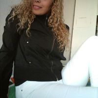 Ani Cordova的照片