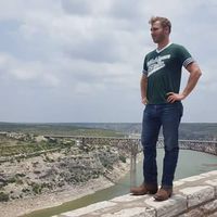 Jake Butler的照片